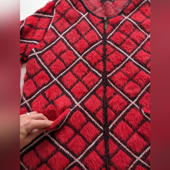 Gorgeous Cardigan - Picture 4 of 5